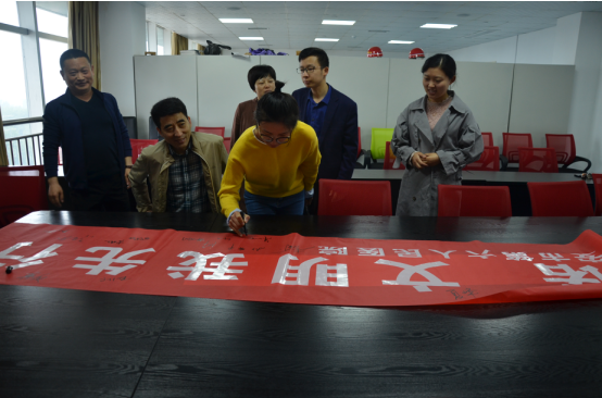 QQ圖片20180426093625.png QQ圖片20180426093625.png